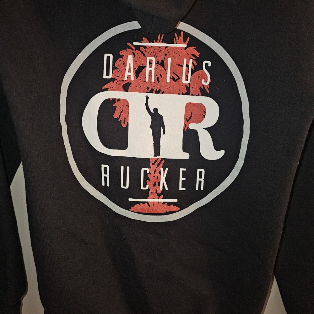 Darius Rucker Sweater - Picture 3 of 4
